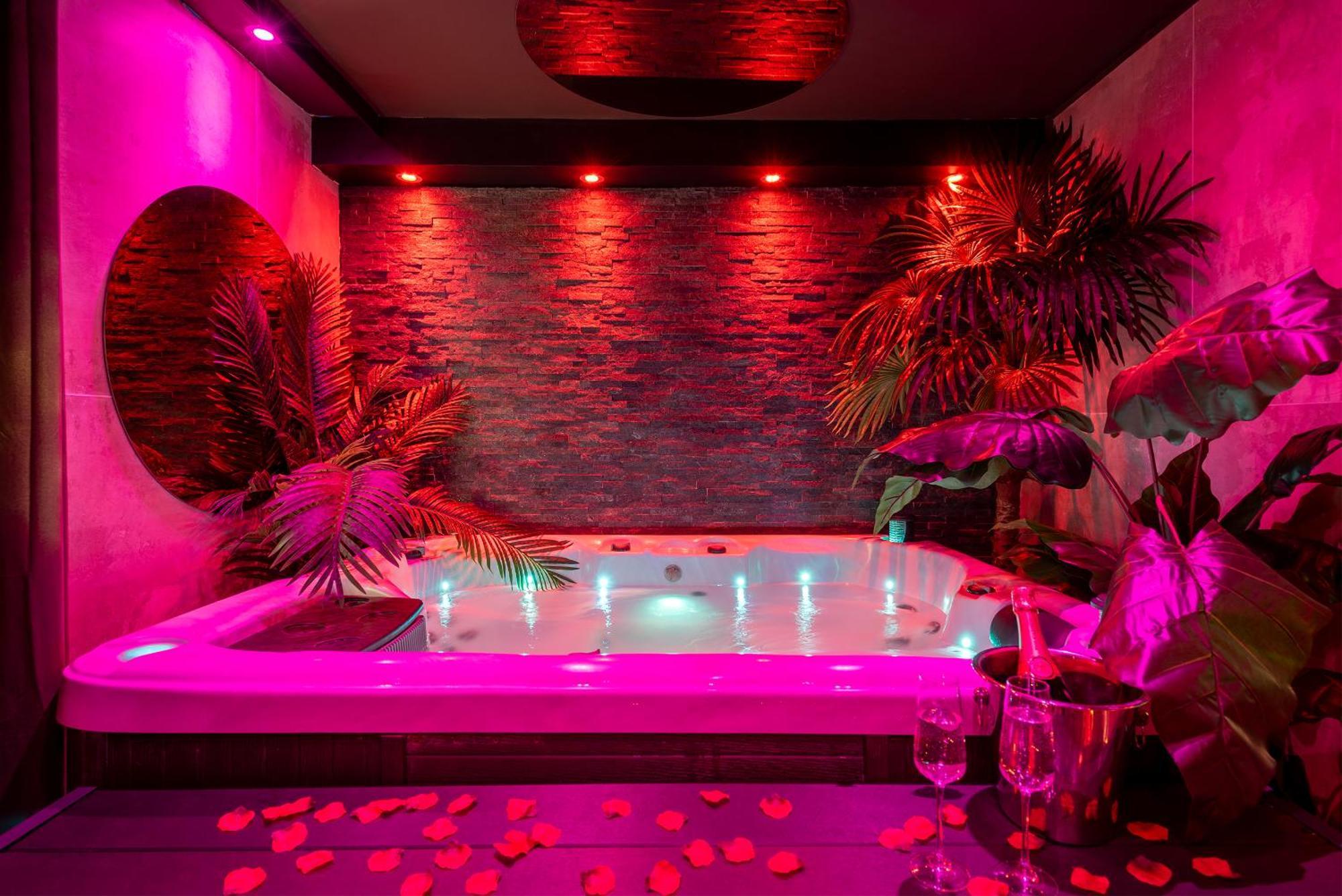 L'Insolite, Spa Privatif Toulouse Eksteriør billede
